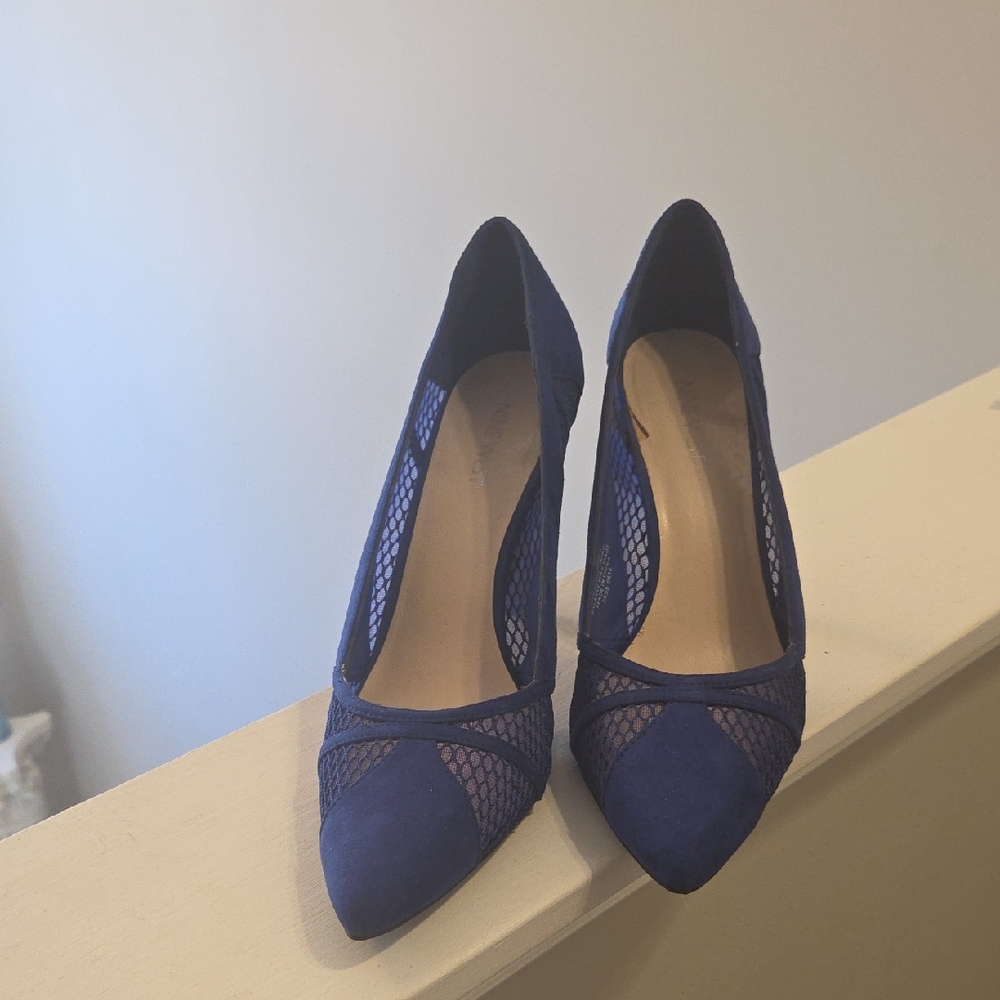 Women's Blue Pointed Toe Mesh Pump